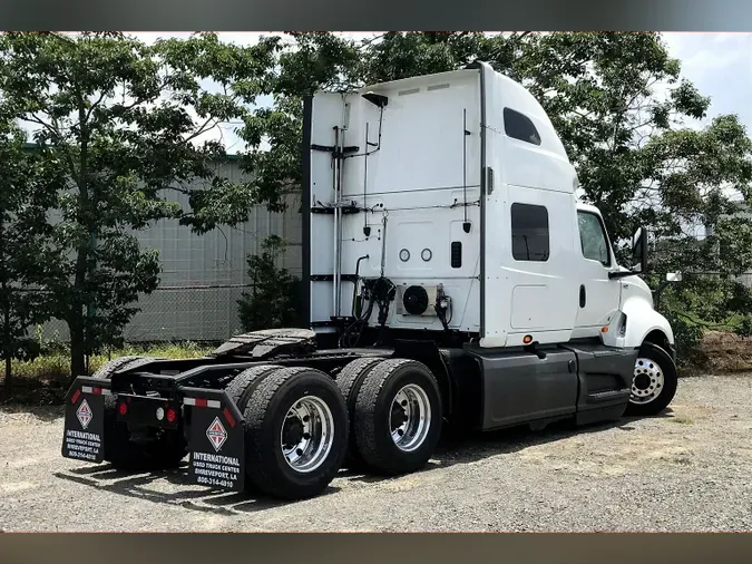 2021 INT LT625 6x4