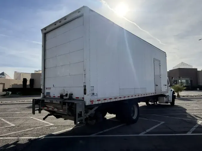 2019 FREIGHTLINER/MERCEDES M2 106