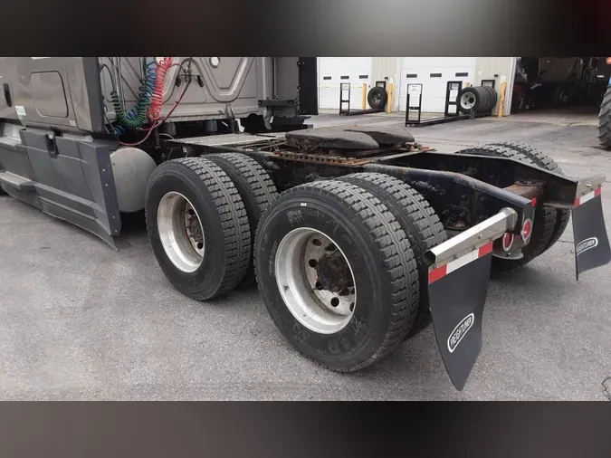 2021 Freightliner Cascadia