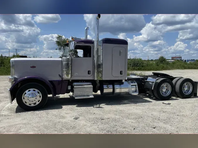 2019 Peterbilt 389