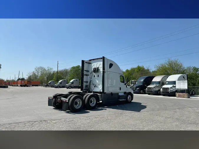 2021 Freightliner Cascadia