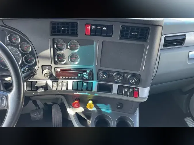 2021 KENWORTH T680