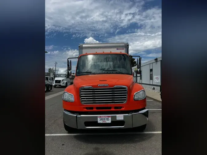 2018 FREIGHTLINER M2 106