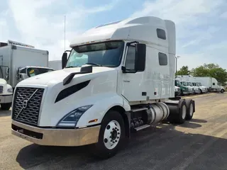 2019 VOLVO VNL64T-760