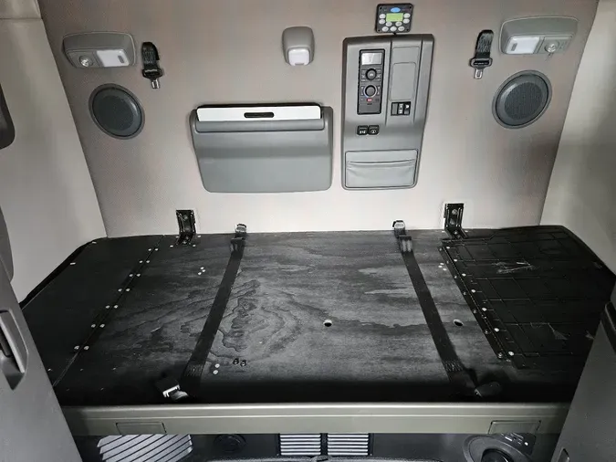 2021 VOLVO VNL64T740495635a602b2f8ea11d8deea17135c94