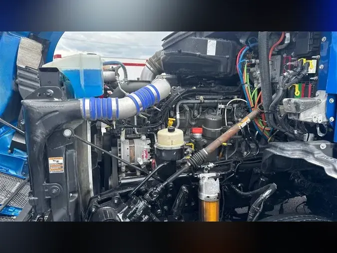 2021 KENWORTH T680
