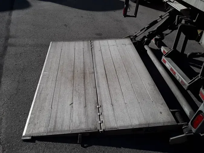 2019 FREIGHTLINER/MERCEDES M2 112