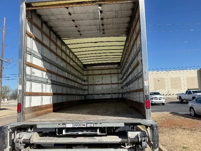 2019 Freightliner M2