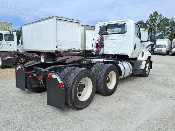 2019 NAVISTAR INTERNATIONAL LT625 DAYCAB T/A