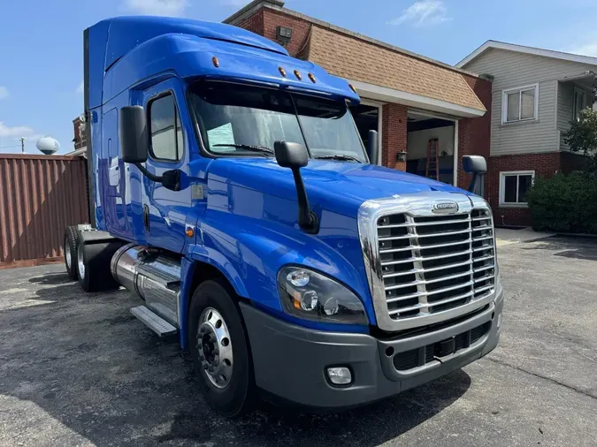 2020 Freightliner Cascadia