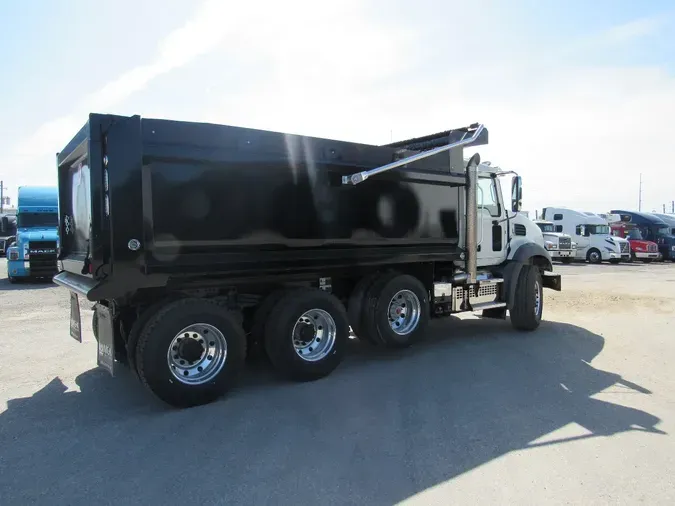 2025 MACK GR84B