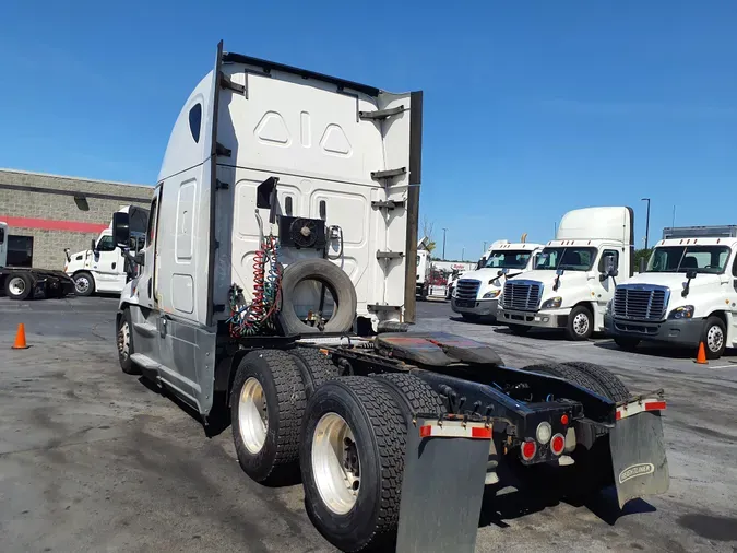 2019 FREIGHTLINER/MERCEDES CASCADIA 125