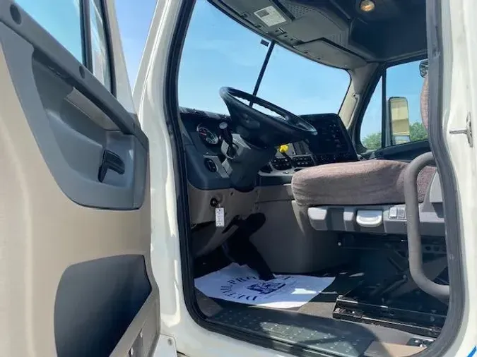 2019 Freightliner Cascadia