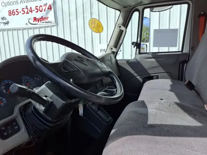 2019 NAVISTAR INTERNATIONAL 4300