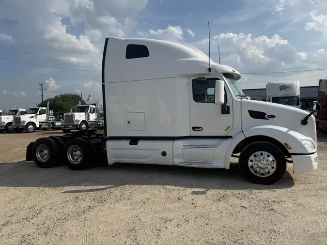 2022 Peterbilt 579