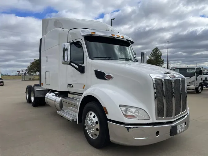 2020 Peterbilt 579