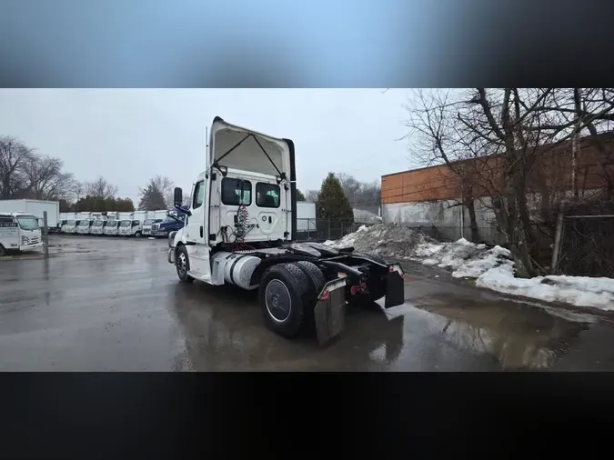 2020 FREIGHTLINER/MERCEDES CASCADIA PX11642ST496be890f9ffaf65ca6d0761d4912e8a