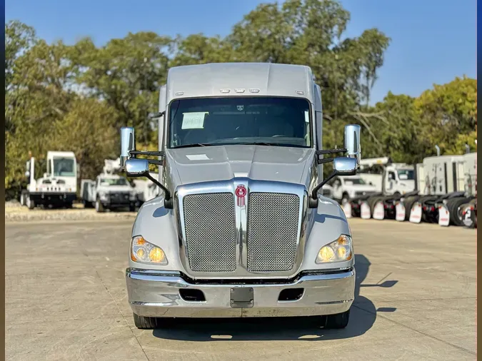 2020 KENWORTH T680