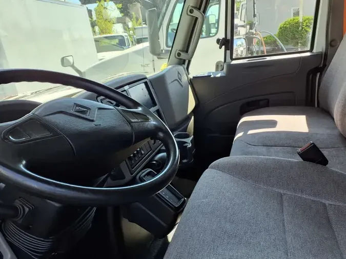 2019 NAVISTAR INTERNATIONAL 4300