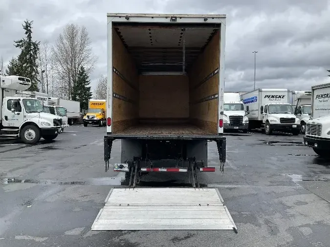 2020 Freightliner M2