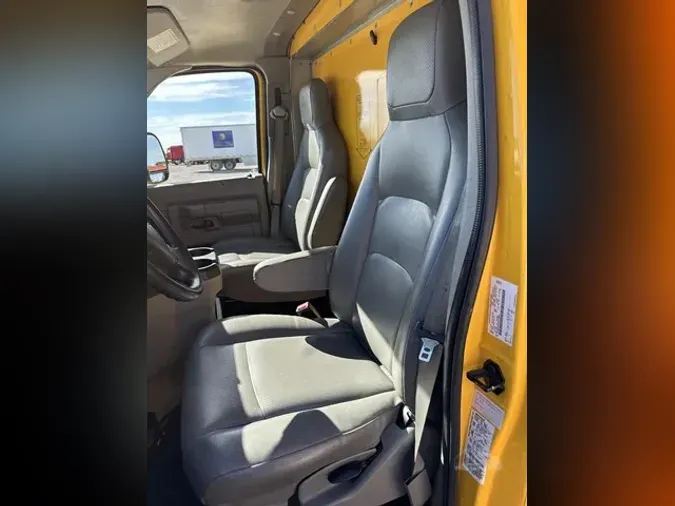 2019 FORD E350