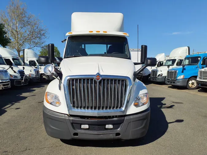 2018 NAVISTAR INTERNATIONAL LT625 DAYCAB T/A