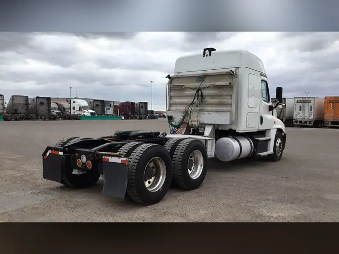 2020 Freightliner Cascadia