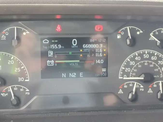 2020 VOLVO VNR62T640