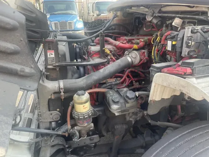 2018 FREIGHTLINER M2 106