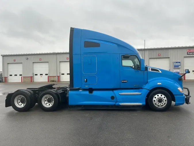 2021 Kenworth T680