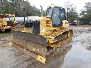 2011 Caterpillar D6K LGP