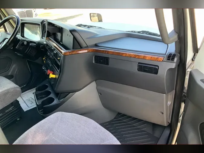 2021 INT LT625 6x4
