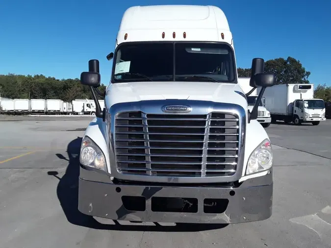 2020 FREIGHTLINER/MERCEDES CASCADIA 125