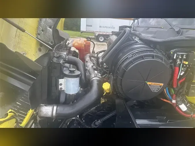 2019 INTERNATIONAL RH613