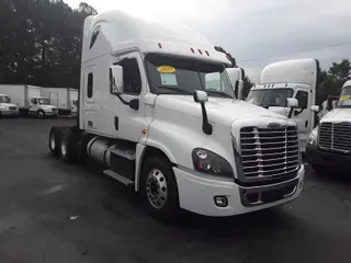 2017 Freightliner CASCADIA 125