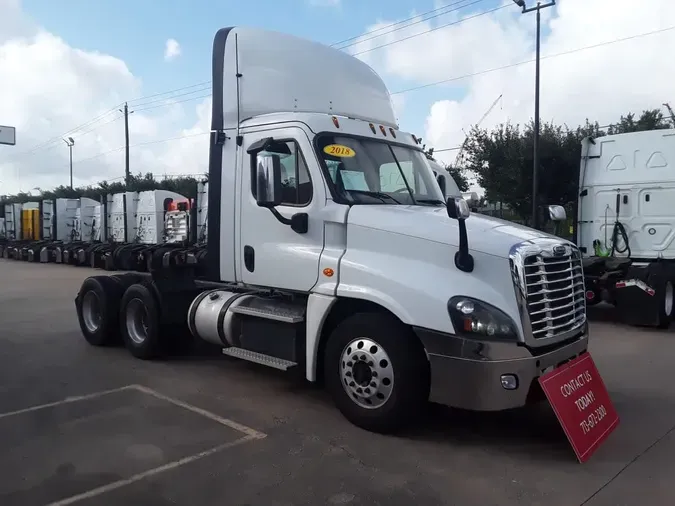 2018 FREIGHTLINER CASCADIA 125