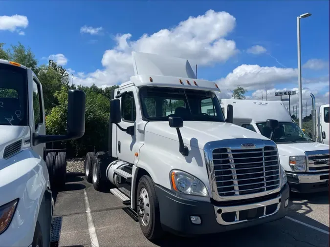 2020 Freightliner Cascadia