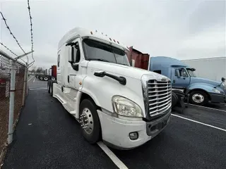 2017 FREIGHTLINER CASCADIA EVOLUTION