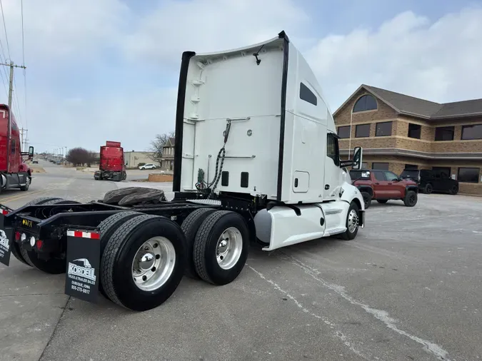 2021 KENWORTH T680