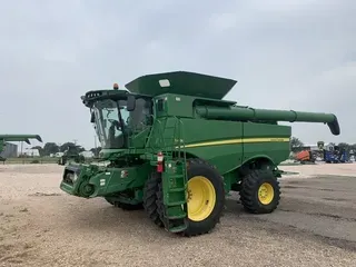 2016 John Deere S680