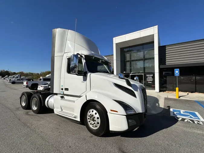 2018 Volvo VNL64T30049895fd66cac229264561d7c27cd9e37