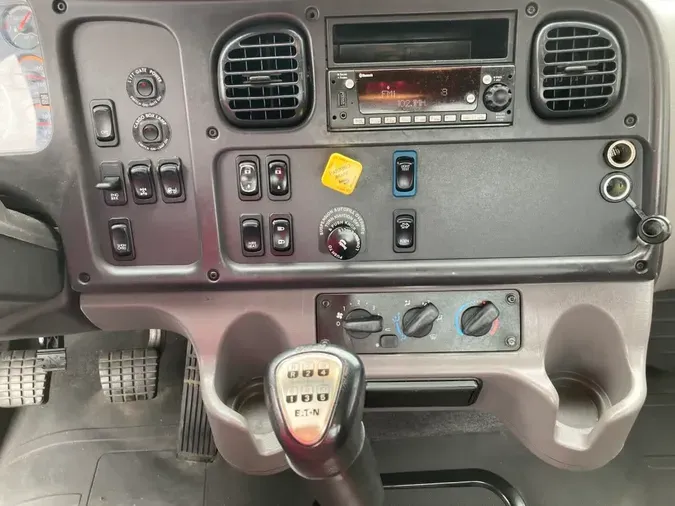 2019 FREIGHTLINER/MERCEDES M2 112498afc2fd063a795aba2ebb2ec14c36a