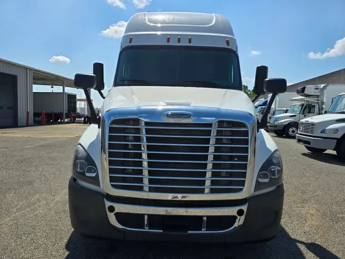 2019 FREIGHTLINER CASCADIA 125