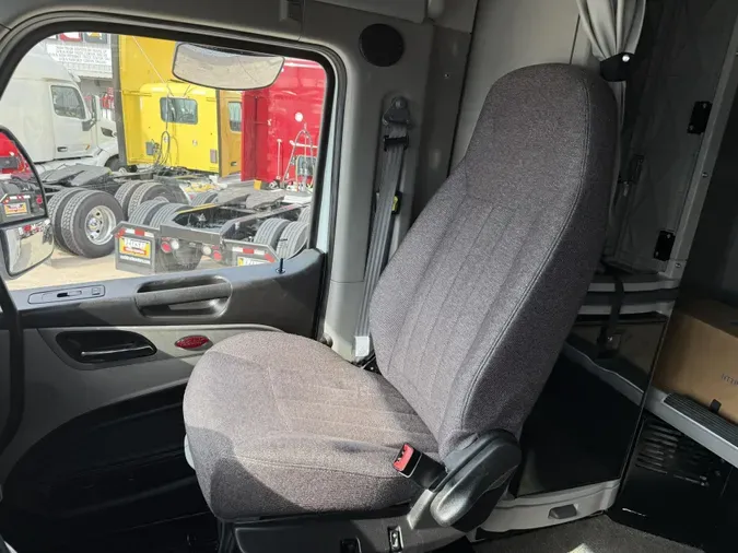 2024 Peterbilt 579