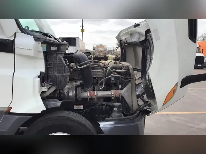 2021 Freightliner Cascadia 12649918ea50ae99308bcf38a664c49cbe9