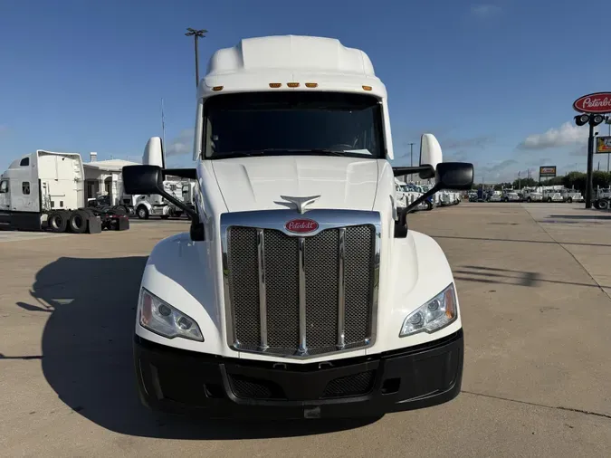 2022 Peterbilt 579499730d44854035ba5333b7e96e5b864