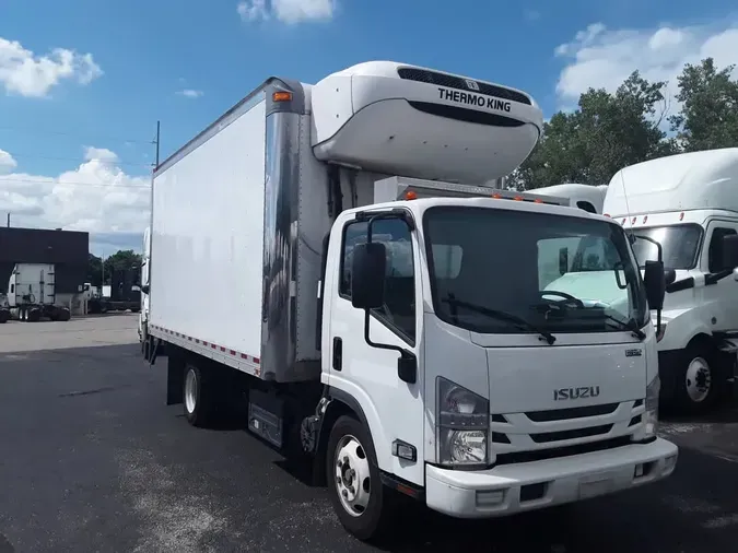 2017 ISUZU NRR