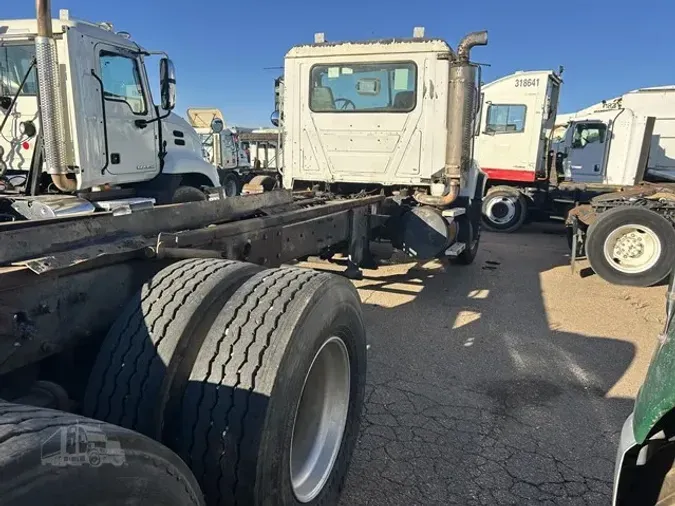 2006 MACK GRANITE CV713