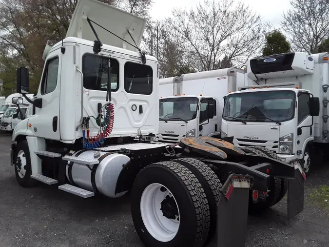 2018 FREIGHTLINER/MERCEDES CASCADIA 125