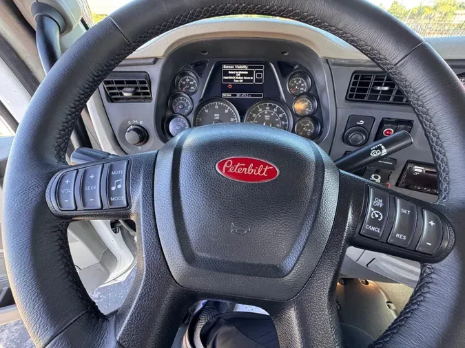2019 Peterbilt 567